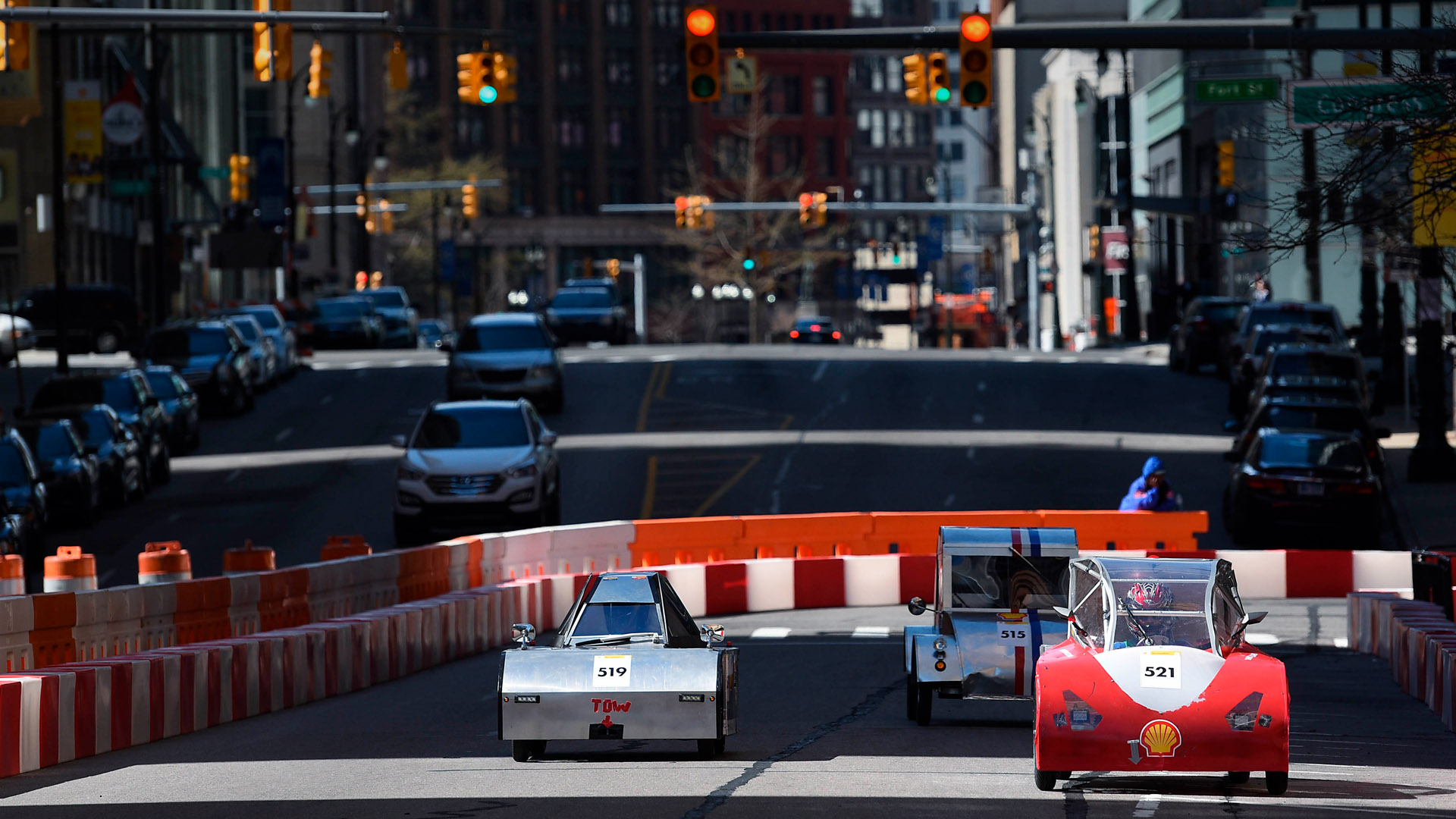 Photo from 2007 Shell Eco-marathon racing track