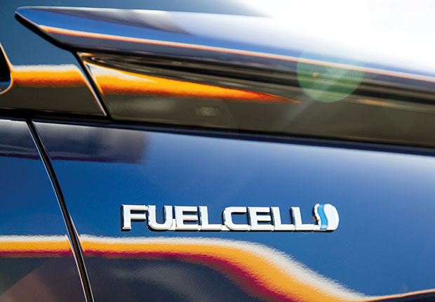 photo of a hydrogen car badge